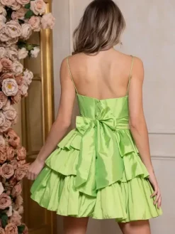Avec robe de soirée courte courte col bijou n艙uds taffetas
