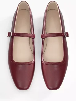 Ballerines Mary Jane bordeaux à bout carré et boucle vintage