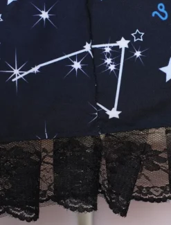 Bleu Lolita Jupe Constellation doux imprimé jupe Lolita avec sa garniture de dentelle noire Déguisements Halloween