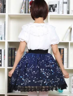 Bleu Lolita Jupe Constellation doux imprimé jupe Lolita avec sa garniture de dentelle noire Déguisements Halloween