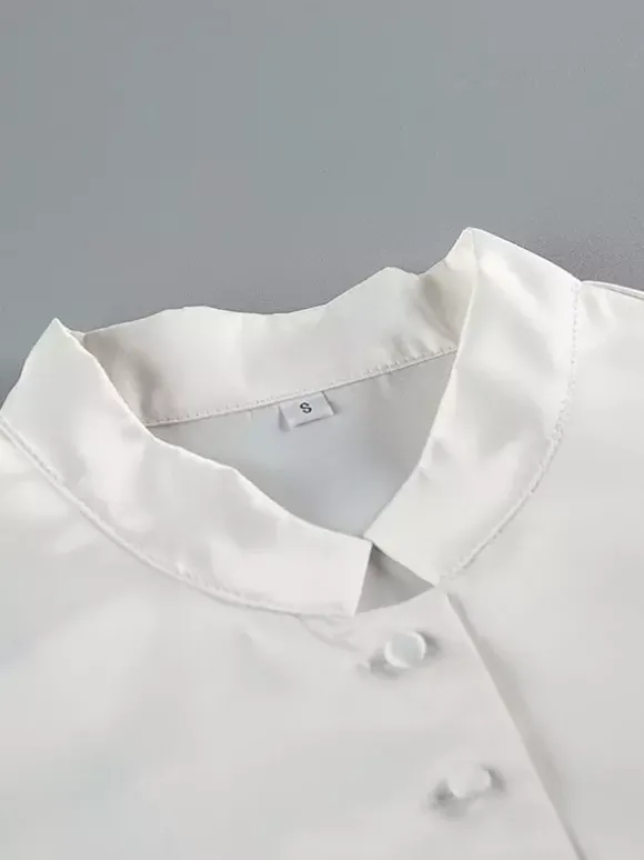 Blouse pour femme boutons dorés col montant manches longues chics