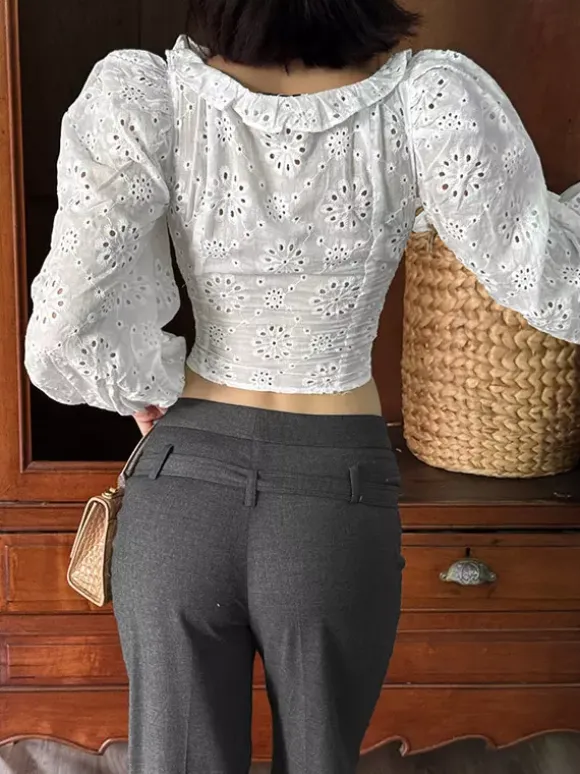 Blouse blanche à lacets pour femme col en V manches courtes en coton chic