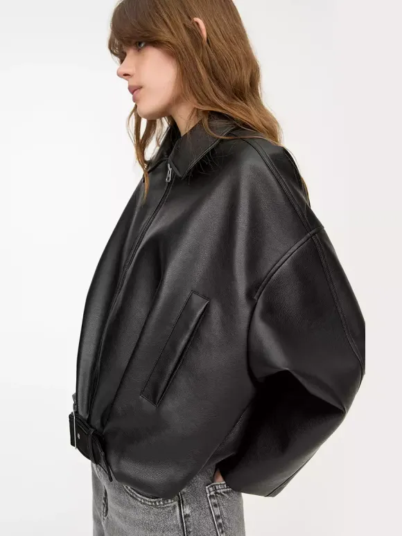 Blouson aviateur oversize en similicuir avec ceinture pour l'automne 2026