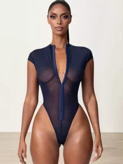Body sans manches bleu à boutons et col montant pour femme