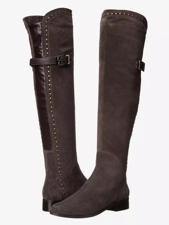 Bottes cuissardes plates cloutées à bout rond pour femmes
