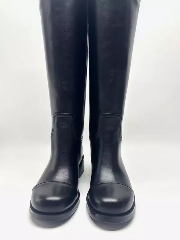 Bottes d'équitation noires pour femmes bottes plates à bout rond et hauteur genou