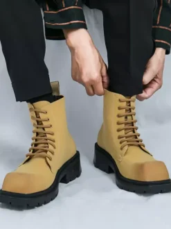 Bottes habillées pour homme à bout carré et semelle épaisse à lacets jaune pâle