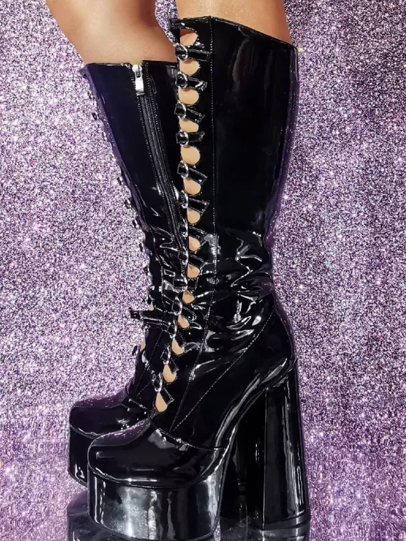 Bottes hautes au genou roses Plateforme supérieure en PU verni Talon épais Boucle Détail Bottes sexy
