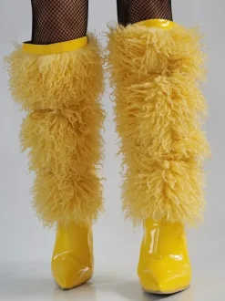 Bottes jaunes hautes en fausse fourrure à bout pointu et talons hauts