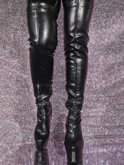 Bottes Sexy Noires Plateforme Talon Haut Sur Les Bottes Au Genou