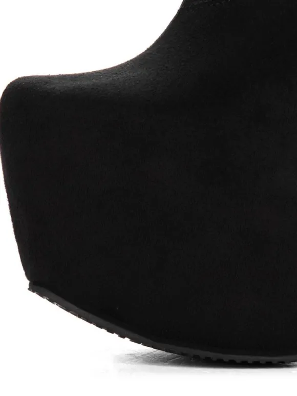 Bottes à bout amande en satin stretch poncé noires