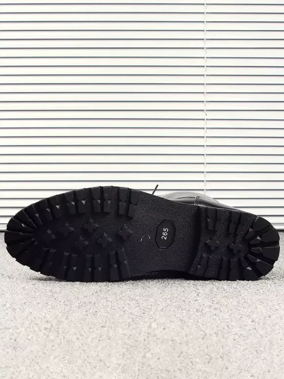Bottes d'équitation pour hommes noires à bout rond et à lacets montantes jusqu'aux genoux