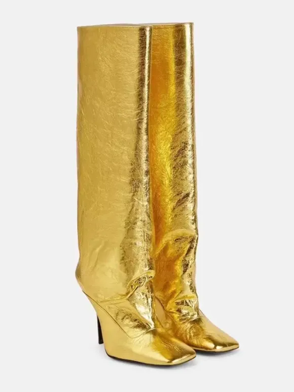 Bottes hautes à bout carré et talons hauts bottes au genou