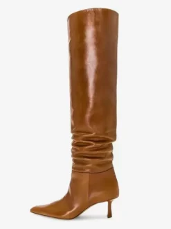 Bottes hautes souples marron à bout pointu et à talons mi-hauts