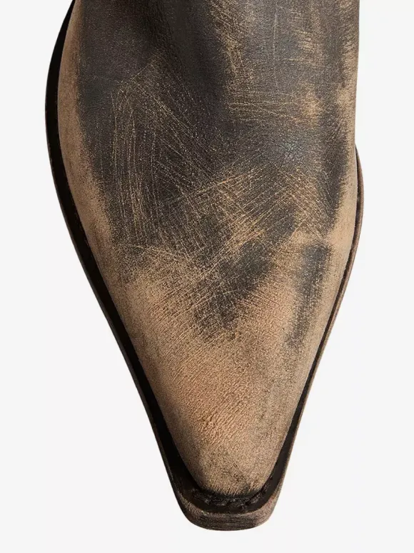 Bottes plates noires à bout pointu et froncées mi-mollet