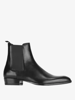Bottines Chelsea noires pour homme bout rond à enfiler.