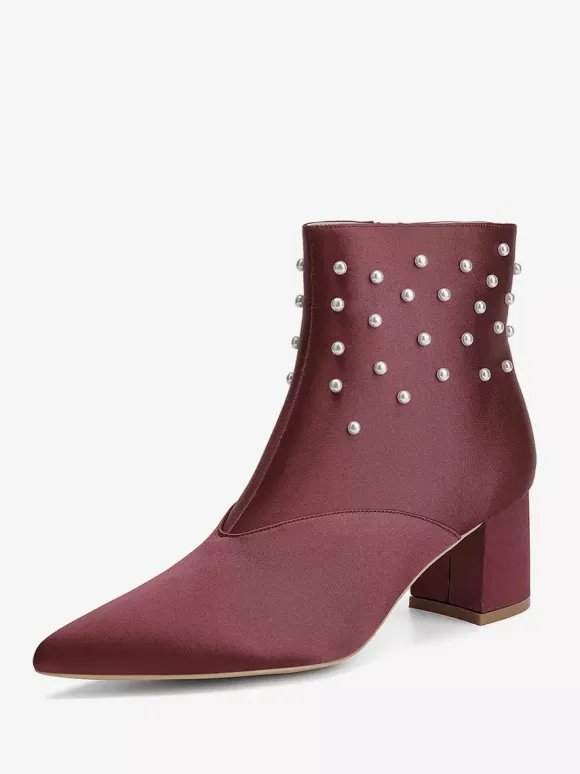 Bottines de mariage en satin à bout pointu et talons épais avec perles