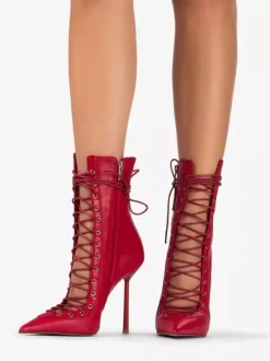 Bottines noires à lacets bout pointu talons hauts