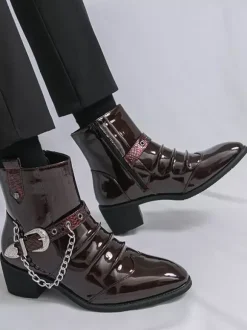 Bottines noires pour homme bout rond froncées avec détail chaîne