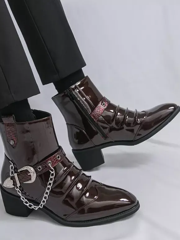 Bottines noires pour homme bout rond froncées avec détail chaîne