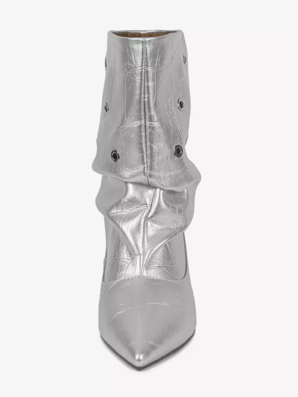 Bottines argentées à petits talons bout pointu et découpes à la cheville