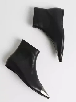Bottines noires à bout pointu et plates pour femmes 2026