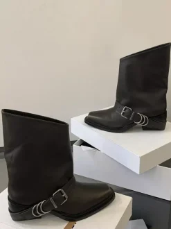 Bottines plates à bout carré et boucle pour femme