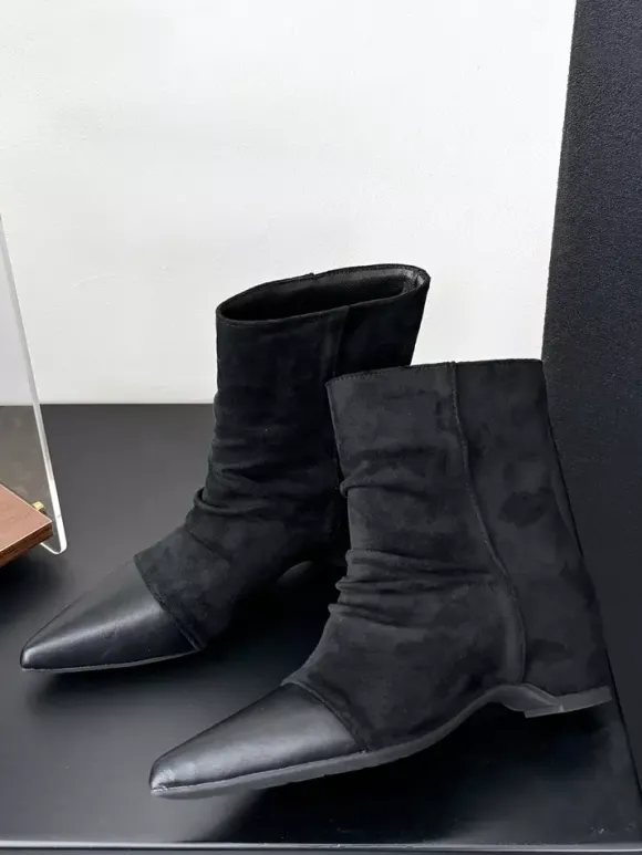 Bottines plates en daim à bout pointu et talon compensé froncé pour femme