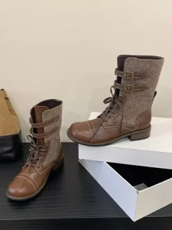 Bottines plates à lacets bout rond et boucle pour femmes