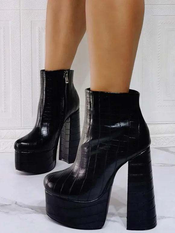Bottines à Talons Hauts Femme avec Bout Pointu en Cuir Synthétique Unicolore