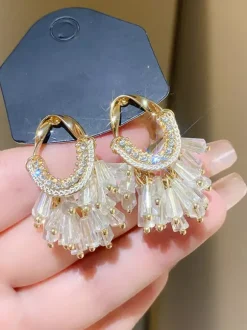 Boucles d'oreilles blanches pour adulte bijoux en cristal pour tous les jours.