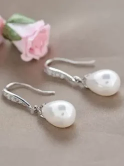 Boucles d'oreilles Goujon fête de mariage métallique blanc Cubic Zirconia