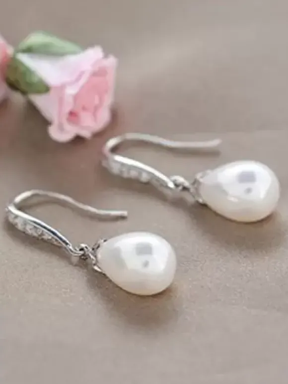 Boucles d'oreilles Goujon fête de mariage métallique blanc Cubic Zirconia
