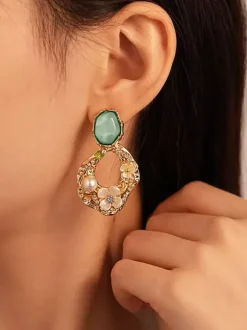 Boucles d'oreilles vertes pour adulte style vintage géométrique pour tous les jours.