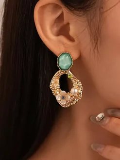 Boucles d'oreilles vertes pour adulte style vintage géométrique pour tous les jours.