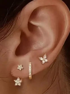 Boucles d'oreilles de mariée en strass et métal percé Bijoux de mariée