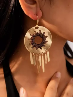 Boucles d'oreilles en métal gris style géométrique européen décontracté pour adulte. Bijou du quotidien.