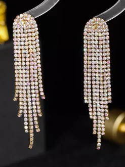 Boucles d'oreilles longues et brillantes à pampilles en strass pour femmes 2026