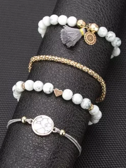 Bracelet pour femme blanc à plusieurs niveaux en similicuir sans pierre rond brillant multi-chaînes chaîne imprimé bracelets en pierre ensemble de 4 pièces