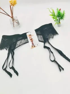 Ceinture porte-jarretelles sexy réglable en maille de dentelle avec boucle en métal antidérapante