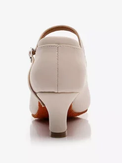 Chaussures de danse latine noires à bout rond style Mary Jane pour la danse de salon.
