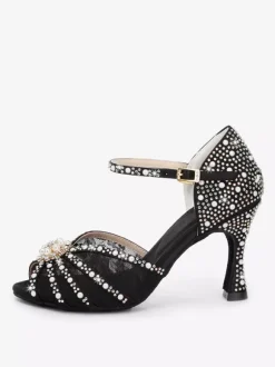 Chaussures de danse latine en satin à bout ouvert ornées de perles et d'une boucle. Chaussures de bal.