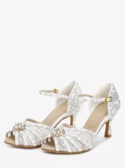 Chaussures de danse latine en satin à bout ouvert ornées de perles et d'une boucle. Chaussures de bal.