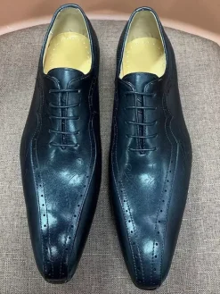 Chaussures de mariage en cuir de vache à bout carré sculpté pour hommes Oxford