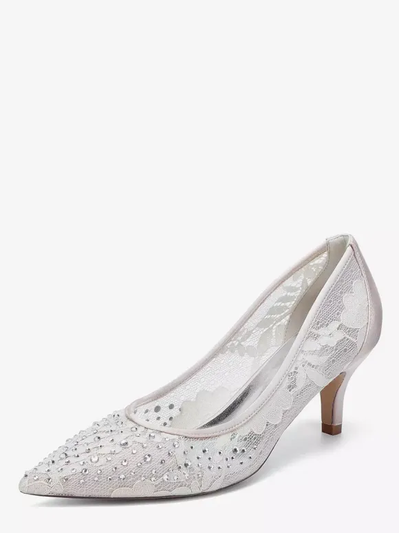 Chaussures de mariage en dentelle à bout pointu et talon chaton pour la mère des demoiselles d'honneur