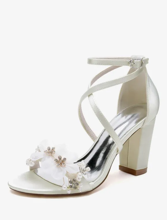 Chaussures de mariage Satin Fleurs blanches Sandales de mariage à bout ouvert