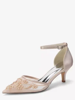 Chaussures de mariée à petits talons bout pointu et bride cheville perlée