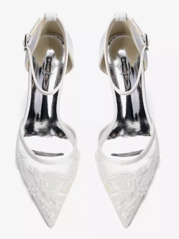 Chaussures de mariée à petits talons bout pointu et bride cheville perlée