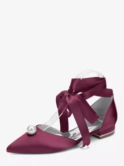 Chaussures de mariée en satin à bout pointu et à lacets avec perles