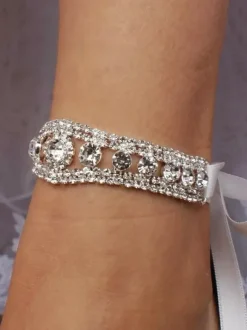 Chaussures de mariée ivoire à talons épais et bout pointu strass lacets 2026